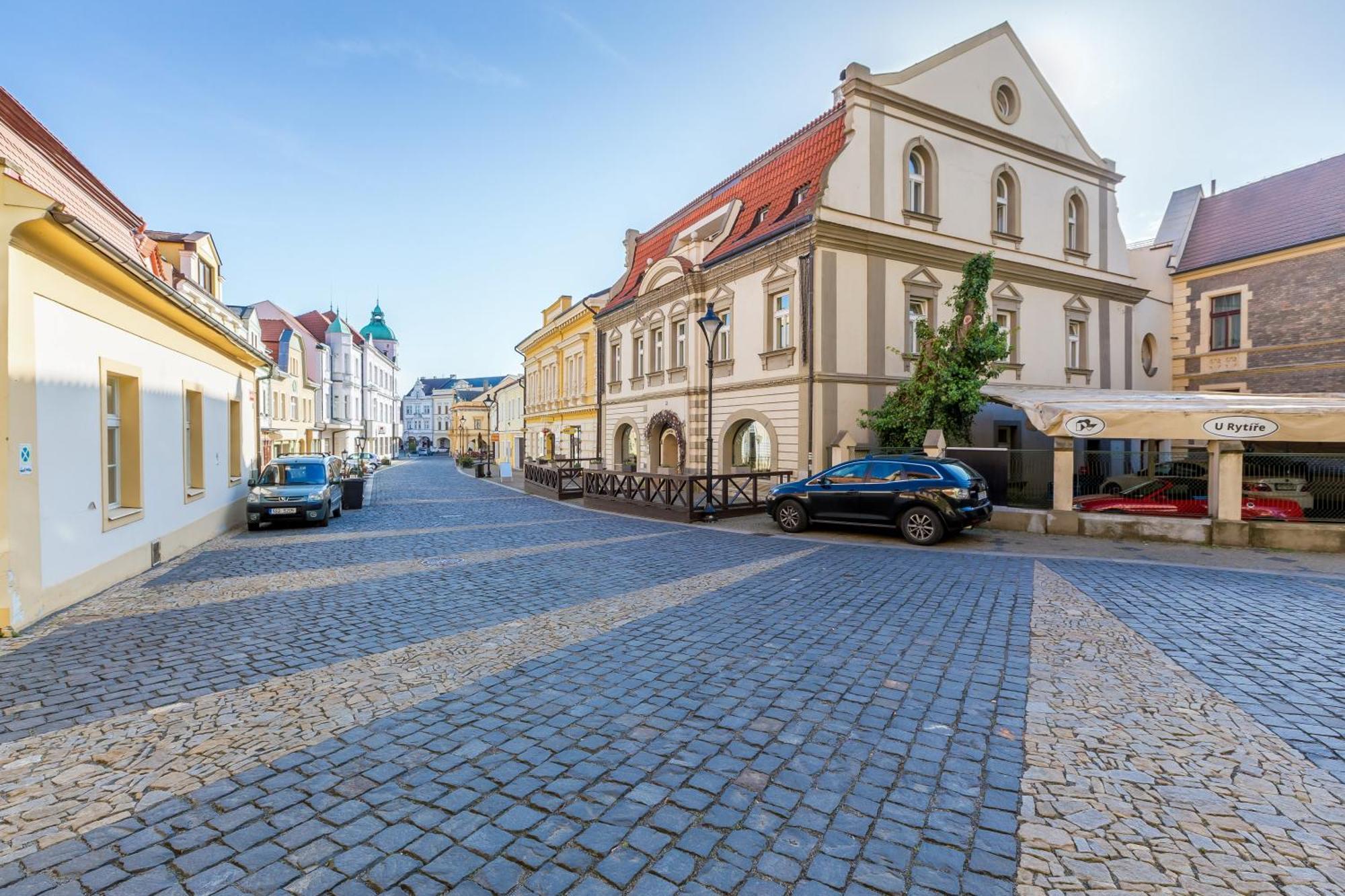 Hotel U Rytire Mělník Exteriör bild