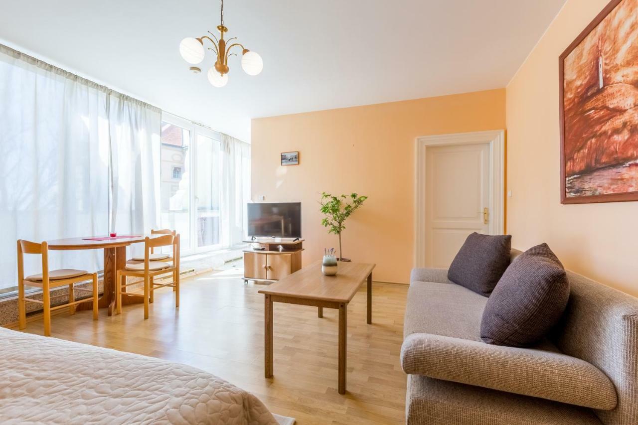 Hotel U Rytire Mělník Exteriör bild