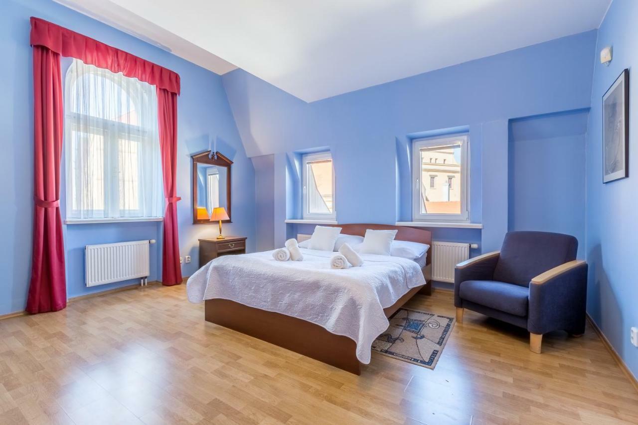 Hotel U Rytire Mělník Exteriör bild